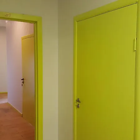 Yellow Central Hostel *